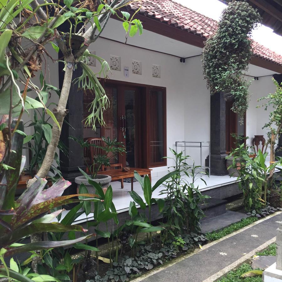 Pondok Ayu Homestay Ubud Exterior foto